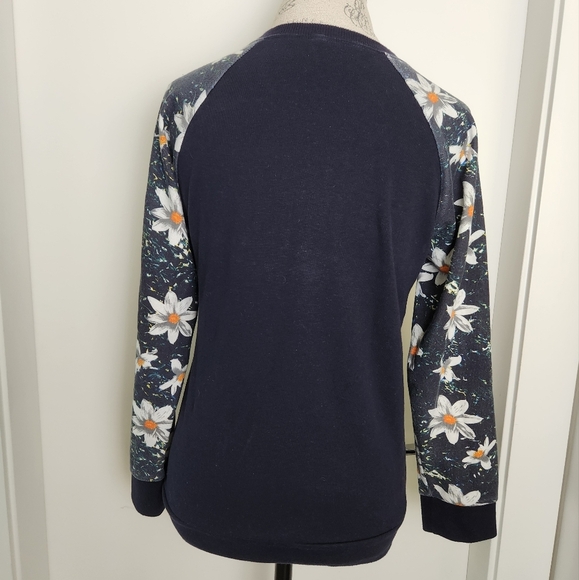 Floral Crewneck Sweatshirt - Picture 6 of 9
